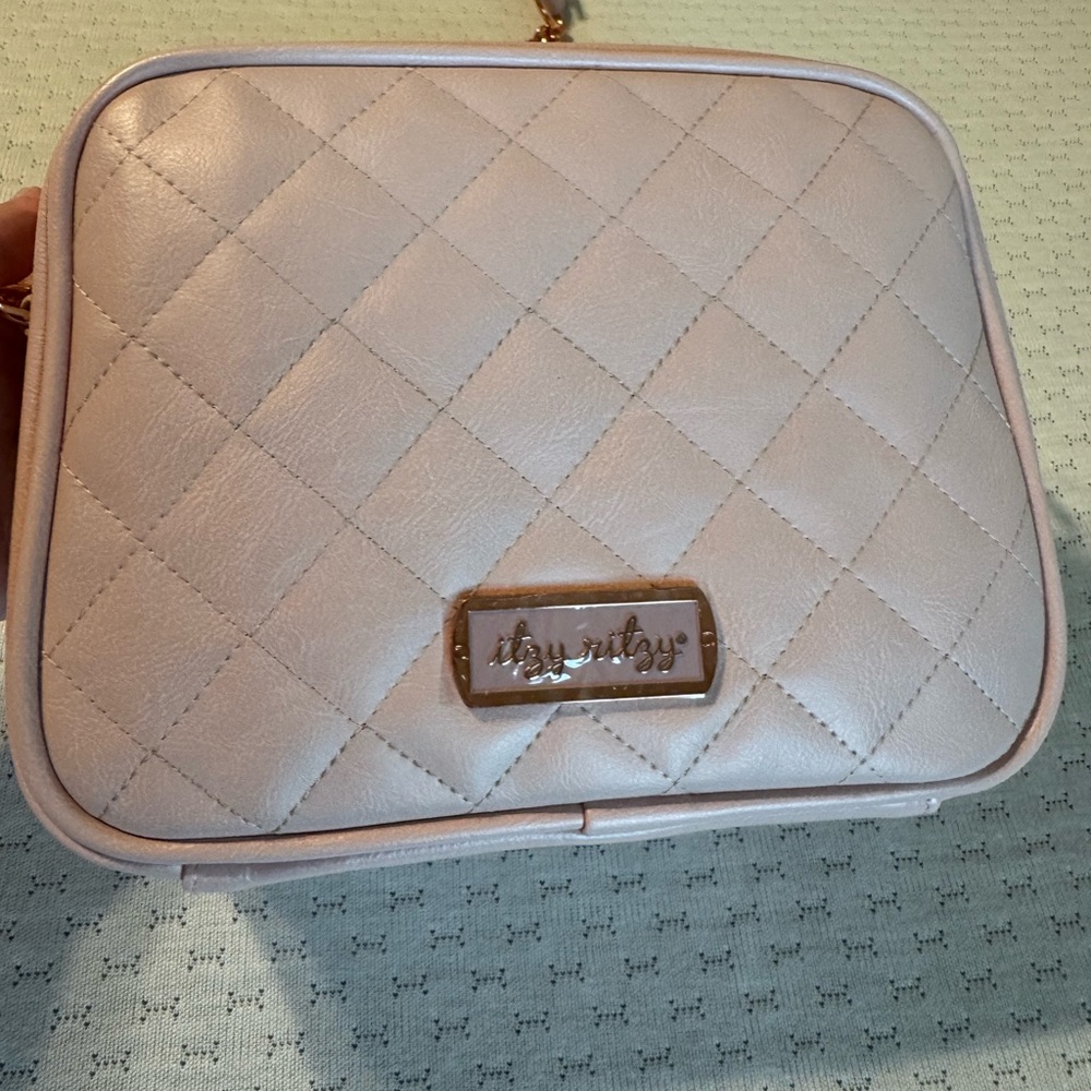 itzy ritzy double take crossbody - Picture 8 of 8